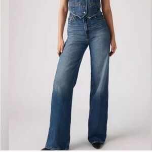 Levi's Ribcage Wide Leg NWT